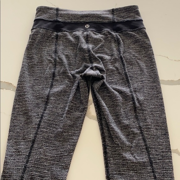 Lululemon bootcut pant size 6 - Picture 1 of 5